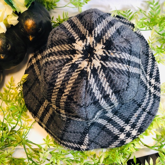 Burberry London Wool Nova Check Bucket Hat - Picture 3 of 6